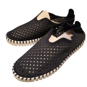 Ilse Jacobsen Hornbaek Tulip Black slip-on sneakers sz 8